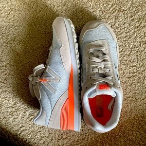 New Balance women’s 574